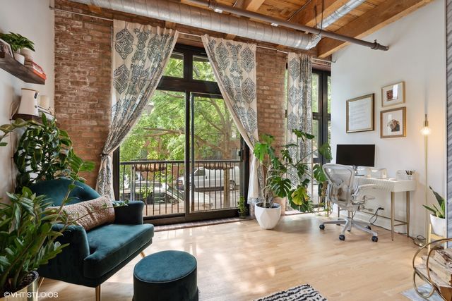 612 N Oakley Boulevard 112, Chicago, IL 60612