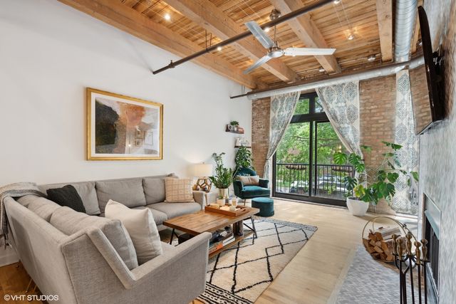 612 N Oakley Boulevard 112, Chicago, IL 60612