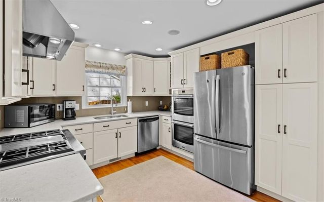 3011 Round Hill Road, Greensboro, NC 27408