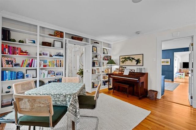 3011 Round Hill Road, Greensboro, NC 27408