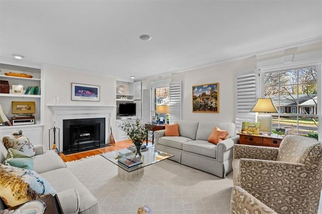 3011 Round Hill Road, Greensboro, NC 27408