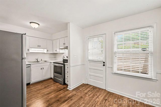 3720 Park Road L, Charlotte, NC 28209