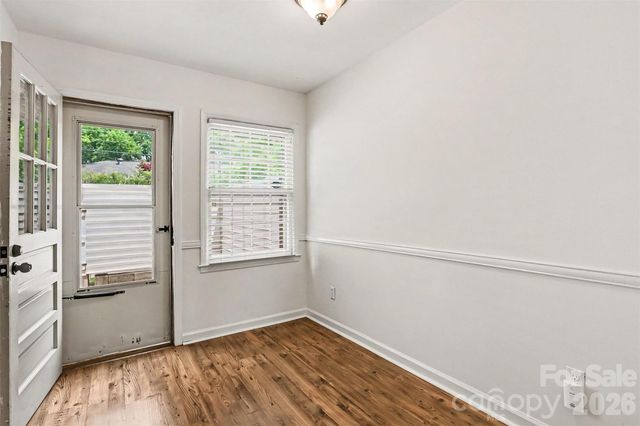 3720 Park Road L, Charlotte, NC 28209