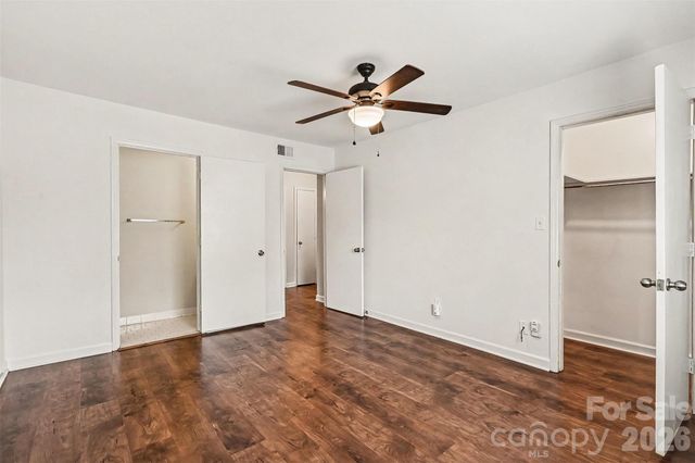 3720 Park Road L, Charlotte, NC 28209