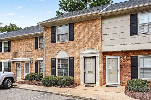 3720 Park Road L, Charlotte, NC 28209