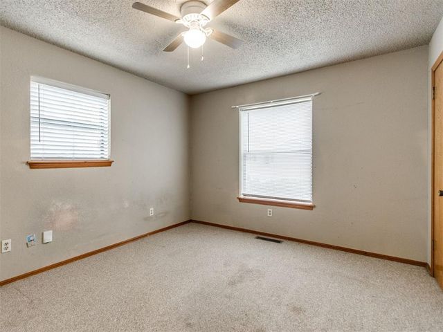 2109 Castle Rock, Edmond, OK 73003