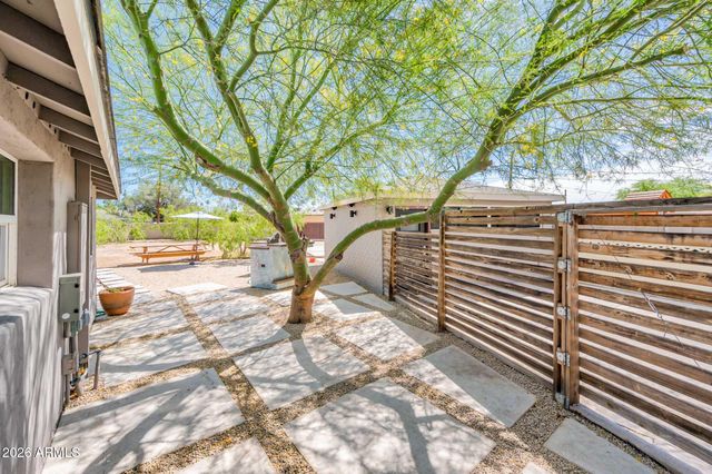 3031 N 17TH Drive, Phoenix, AZ 85015