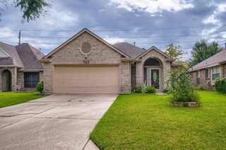 723 Redwood Bend Lane, Pearland, TX 77584