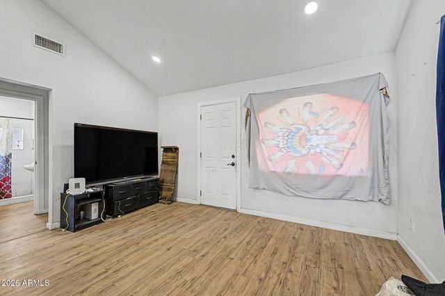 1030 N 28TH Street, Phoenix, AZ 85008