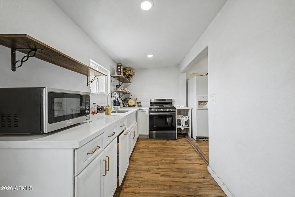 1030 N 28TH Street, Phoenix, AZ 85008 — photo 3