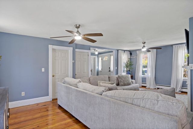 181 Central St, Rockland, MA 02370