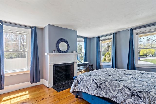 181 Central St, Rockland, MA 02370