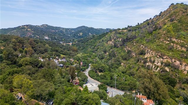 432 Fernwood Pacific, Topanga, CA 90290
