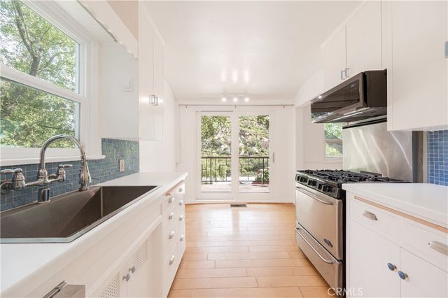 432 Fernwood Pacific, Topanga, CA 90290