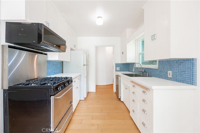432 Fernwood Pacific, Topanga, CA 90290