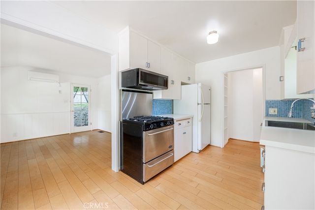 432 Fernwood Pacific, Topanga, CA 90290