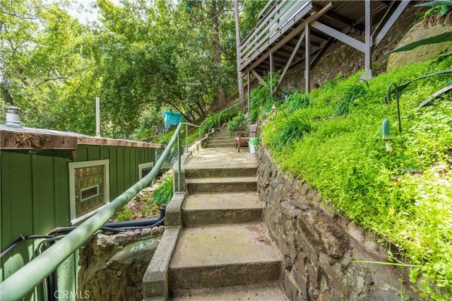 432 Fernwood Pacific, Topanga, CA 90290