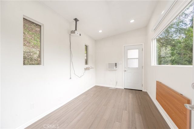 432 Fernwood Pacific, Topanga, CA 90290