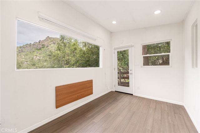 432 Fernwood Pacific, Topanga, CA 90290