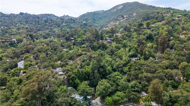 432 Fernwood Pacific, Topanga, CA 90290