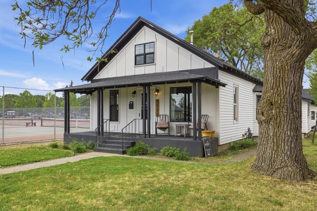 1723 E Hoffman Ave, Spokane, WA 99207