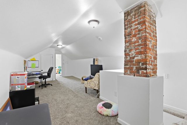 1723 E Hoffman Ave, Spokane, WA 99207