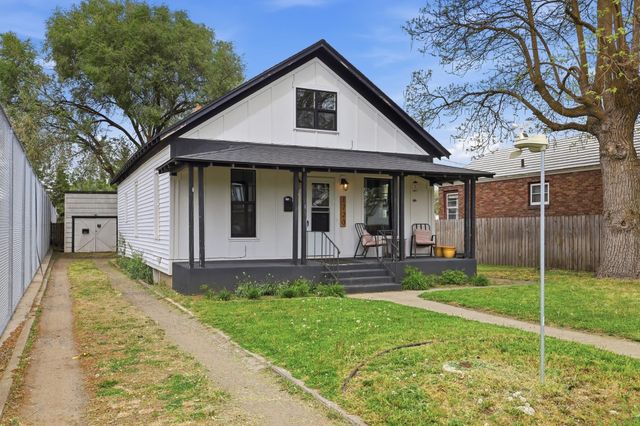 1723 E Hoffman Ave, Spokane, WA 99207