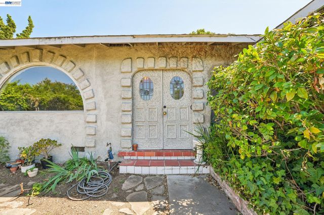 1890 Bernice Way, San Jose, CA 95124