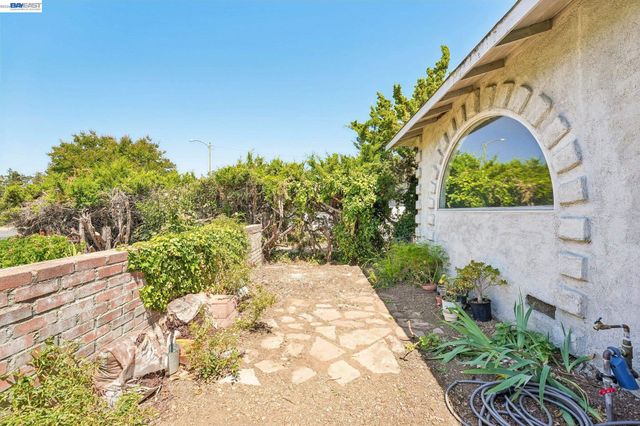 1890 Bernice Way, San Jose, CA 95124