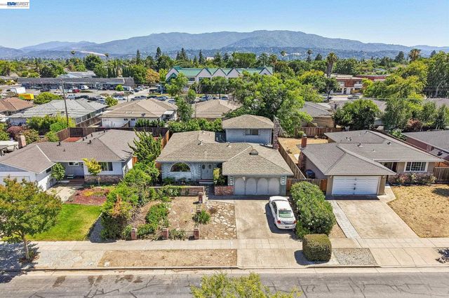 1890 Bernice Way, San Jose, CA 95124