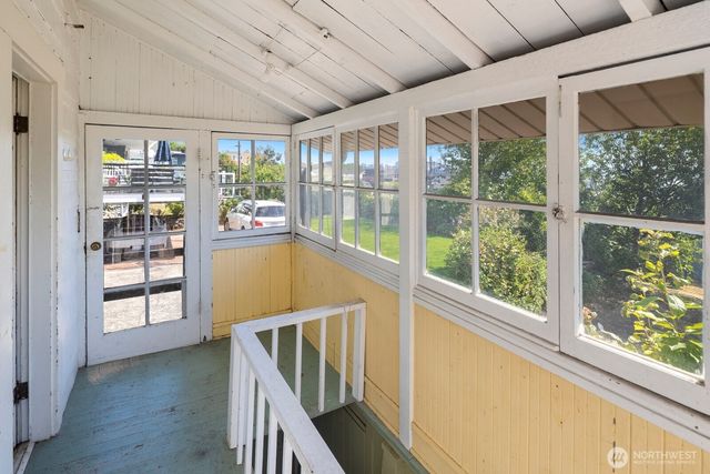 3410 37th Avenue SW, Seattle, WA 98126