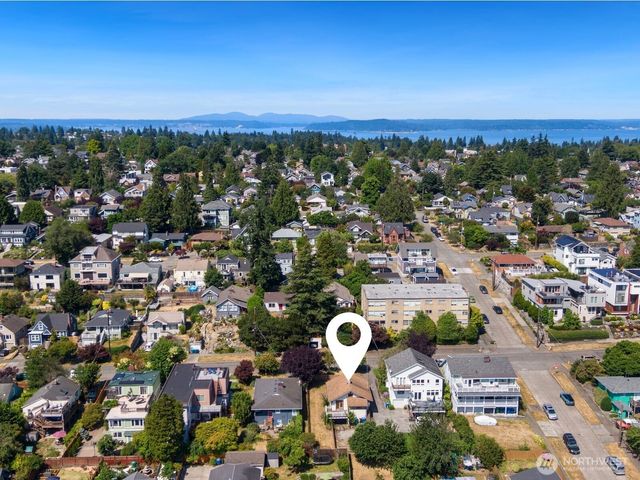 3410 37th Avenue SW, Seattle, WA 98126