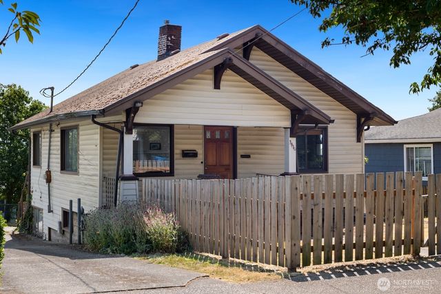 3410 37th Avenue SW, Seattle, WA 98126