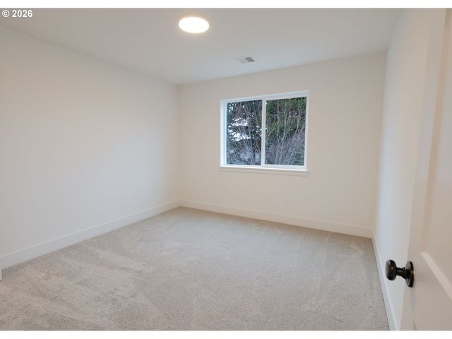 944 H Ave, Seaside, OR 97138