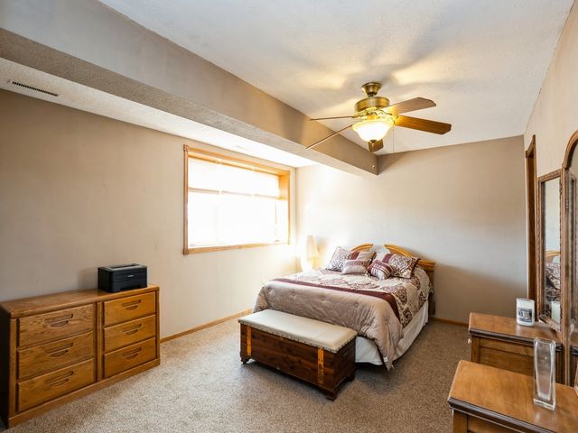 800 Scenic View Boulevard, Altoona, IA 50009