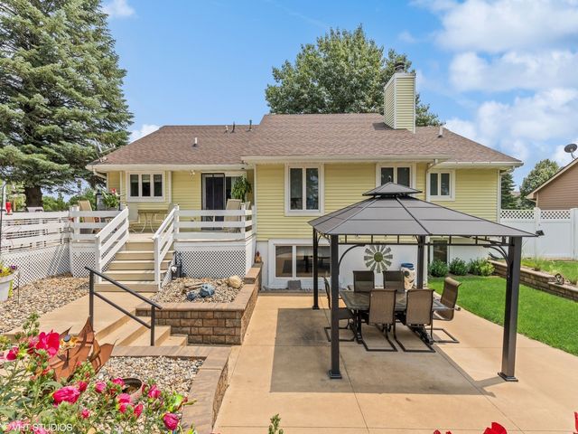 800 Scenic View Boulevard, Altoona, IA 50009