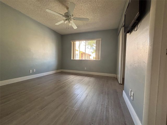 1327 Hampton Blvd 1327, North Lauderdale, FL 33068