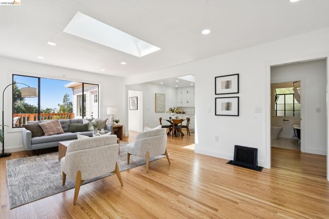 4665 Fair Ave, Oakland, CA 94619