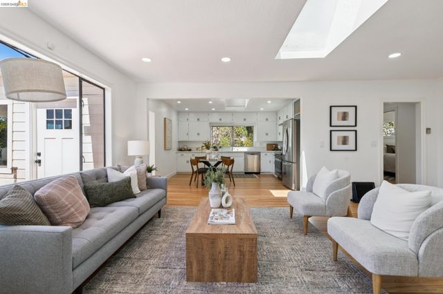 4665 Fair Ave, Oakland, CA 94619