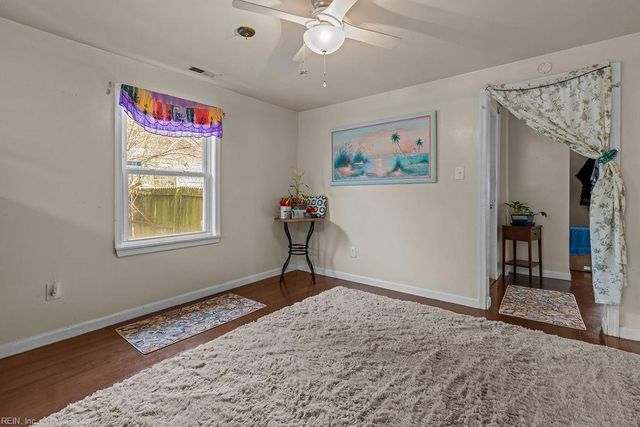 118 Sumner ST, Suffolk, VA 23438