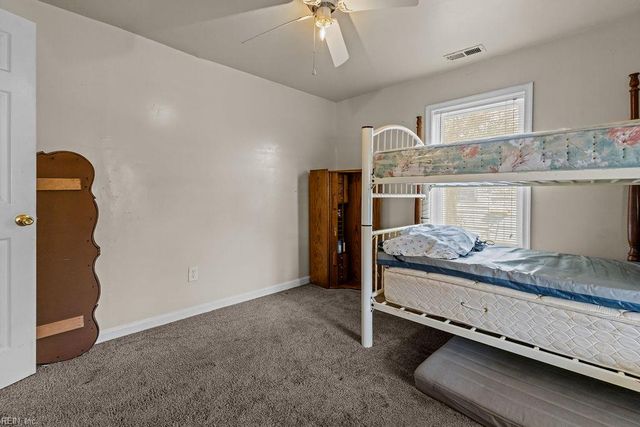 118 Sumner ST, Suffolk, VA 23438