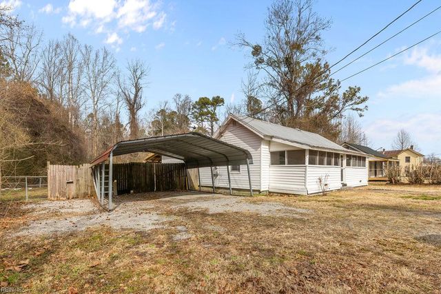 118 Sumner ST, Suffolk, VA 23438