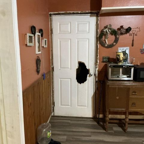 517 N Lake Avenue, Eagle Lake, TX 77434