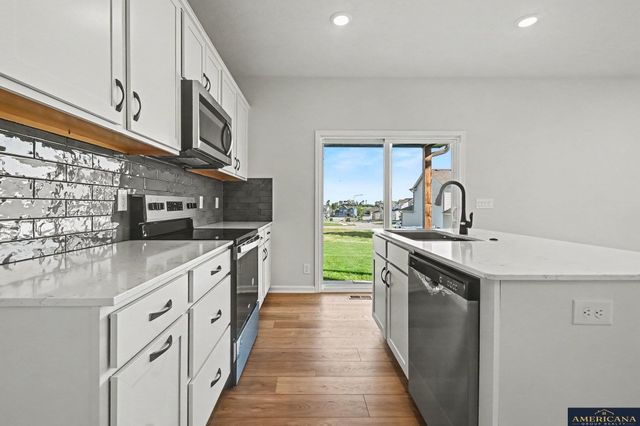 17604 Willit Street, Bennington, NE 68007