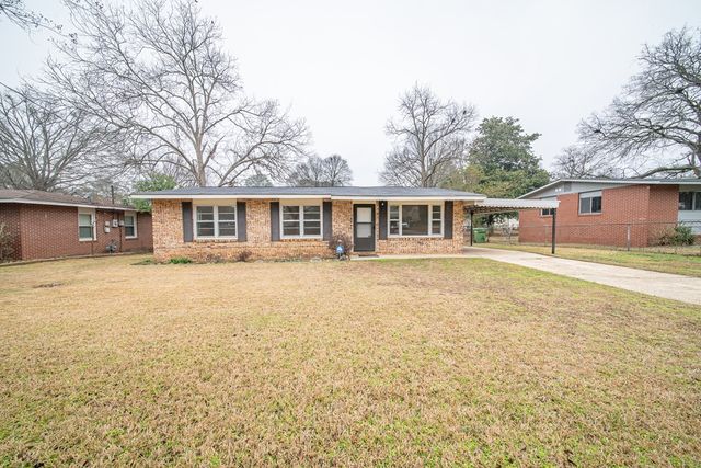 1031 E Crockett Drive, Columbus, GA 31904