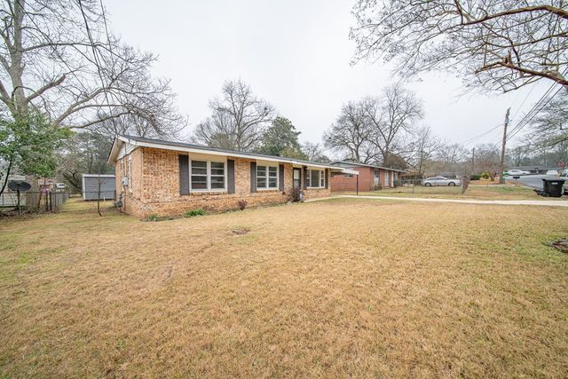 1031 E Crockett Drive, Columbus, GA 31904