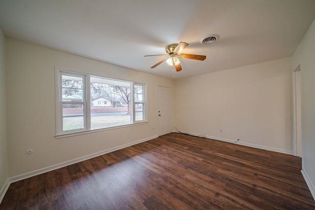 1031 E Crockett Drive, Columbus, GA 31904