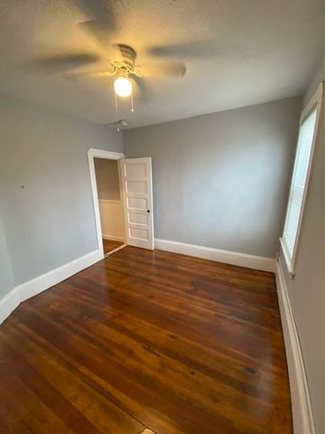 159 Frederick St 3E, New Bedford, MA 02744