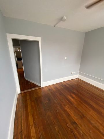 159 Frederick St 3E, New Bedford, MA 02744