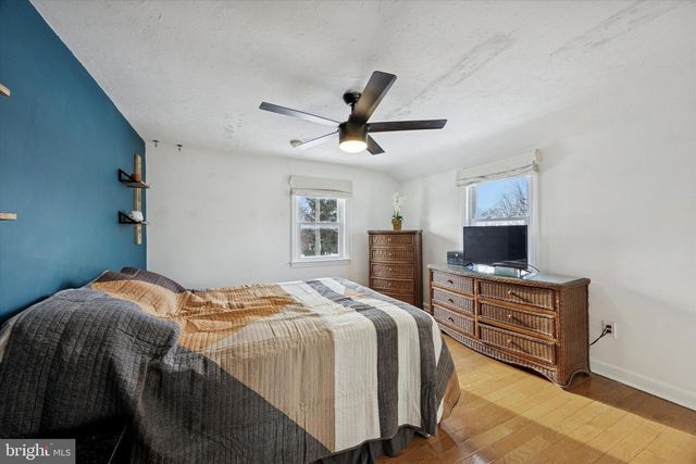 619 GLENFIELD AVE, Glenolden, PA 19036